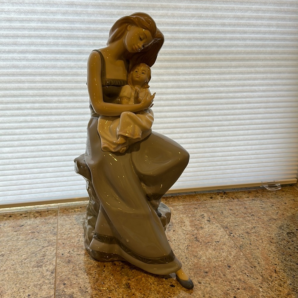 Nao Home decor